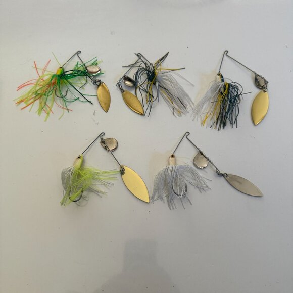 Fishing Spinnerbait Lures Set With Metal Blades & Skirts - 5 Pieces - Picture 1 of 1